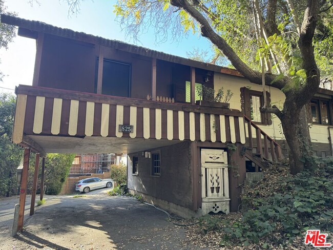 Photo - 825 N Beverly Glen Blvd