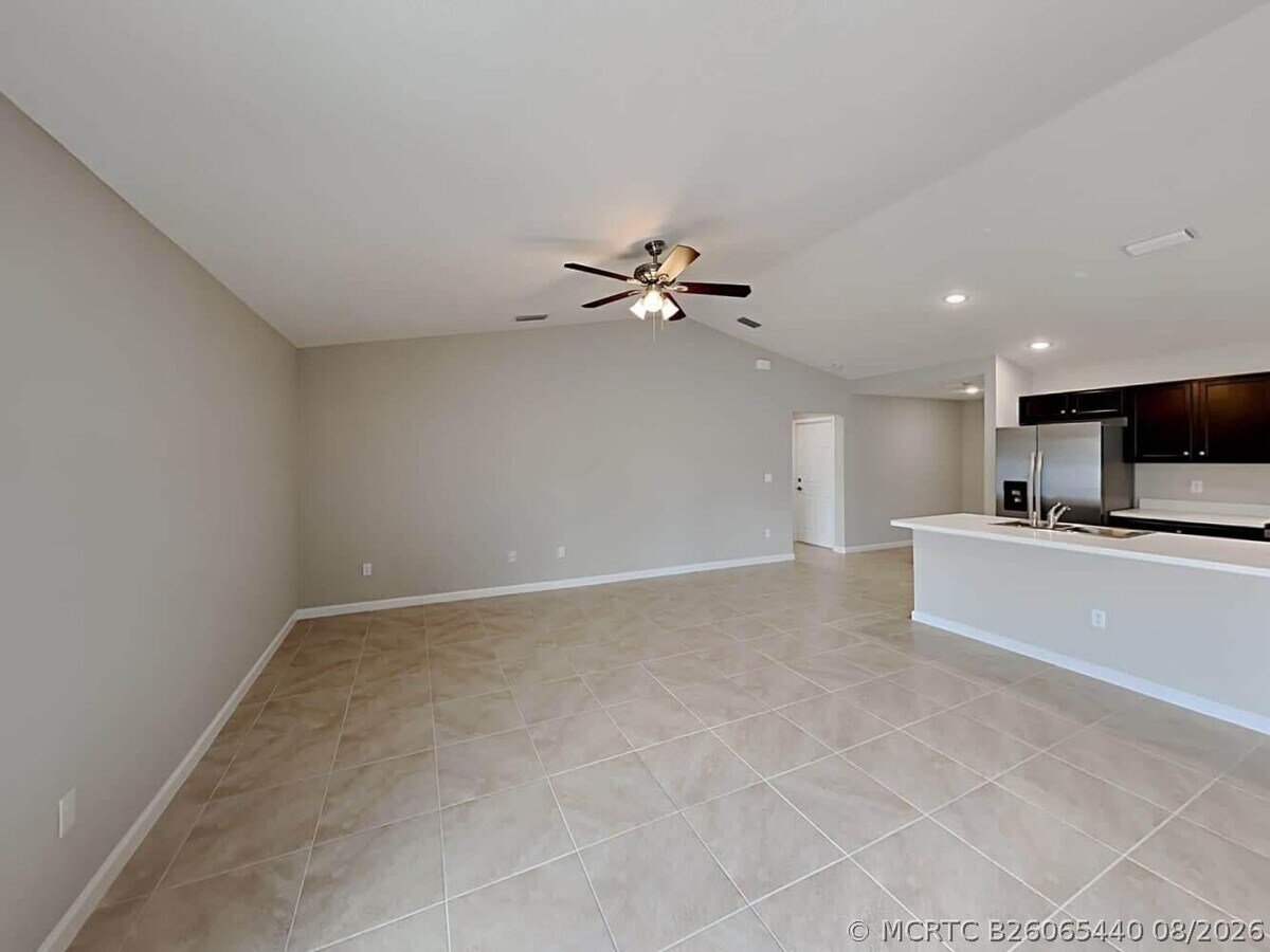 Photo - 2078 SW Savage Blvd