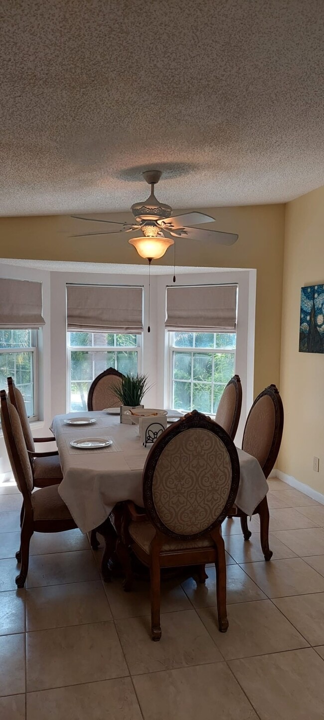 Photo - 2217 Fogarty Ave