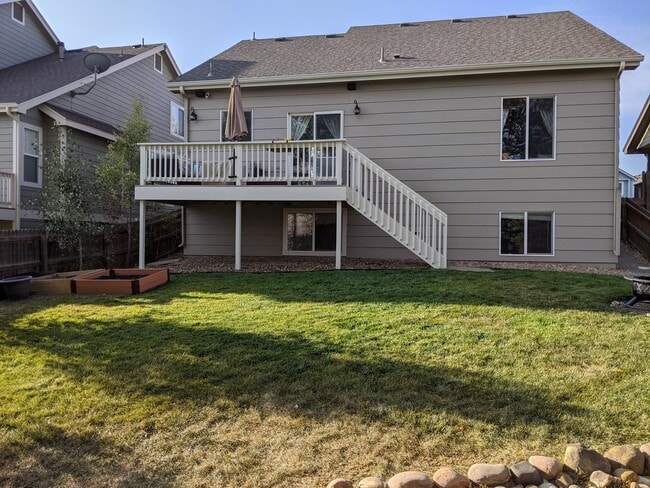 Fotografía del edificio - 15955 Golden Eye Ct