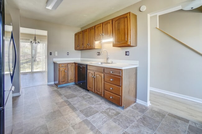 Photo - 165 Pheasant Ln