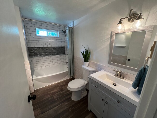 Photo - Beautiful 4 bed 3 bath home!