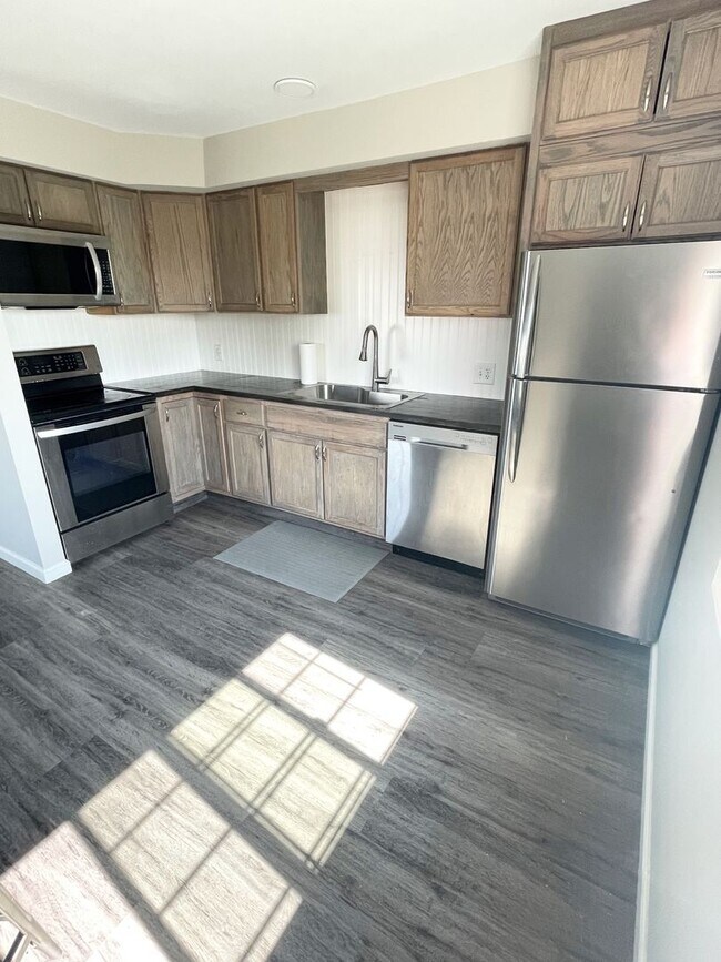 Leasure St 3780 Apartment Fairbanks, AK