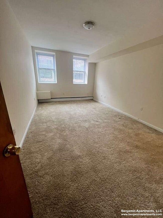 Photo - 17 Green St Condo Unit B1
