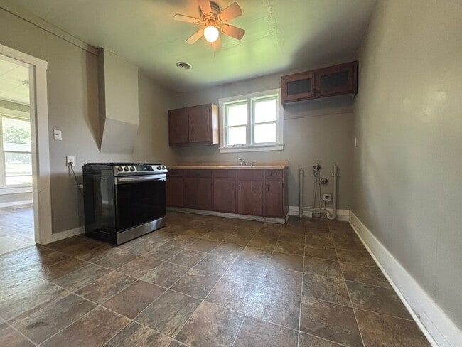 Photo - Recently Remodeled 3 bedroom 1 bath home!
