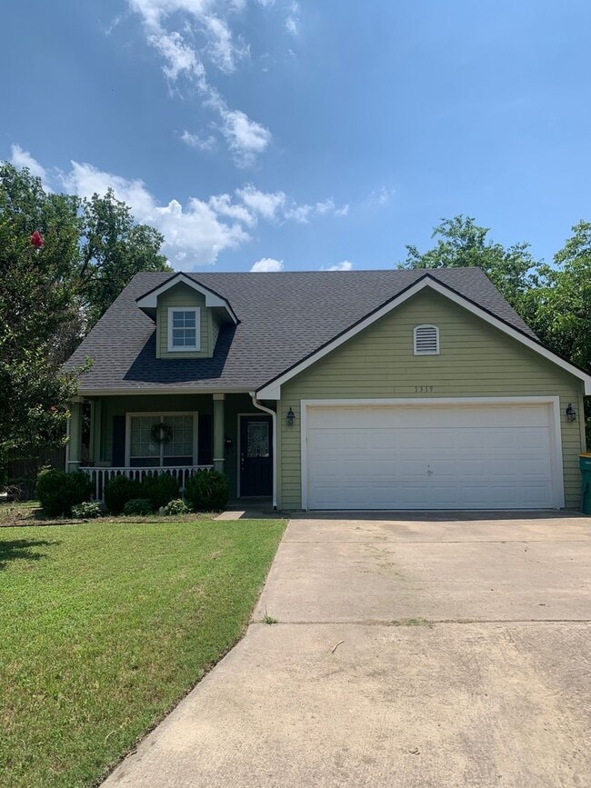 Building Photo - 3 BEDROOM, BELTON ISD