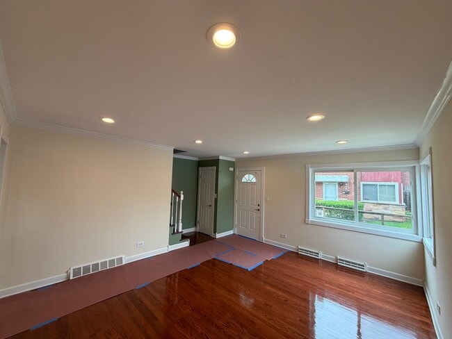 Photo - 140 E Northwest Hwy Unit I