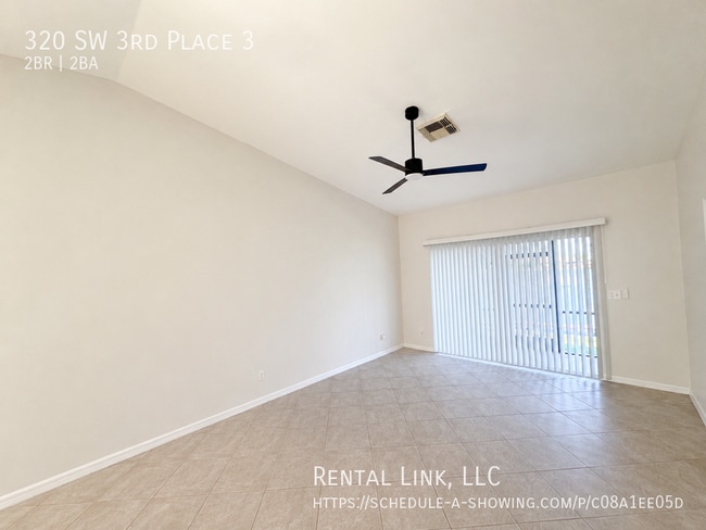 Photo - 320 SW 3rd Pl