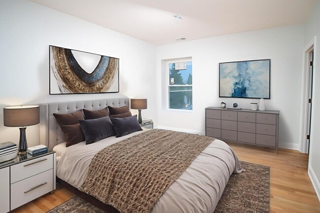 Photo - 651 E Groveland Park Unit 3W