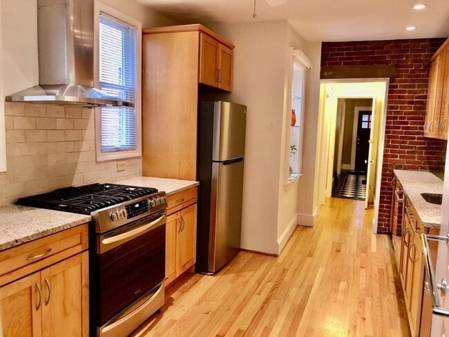 Photo - 7 Auburn St Unit 1