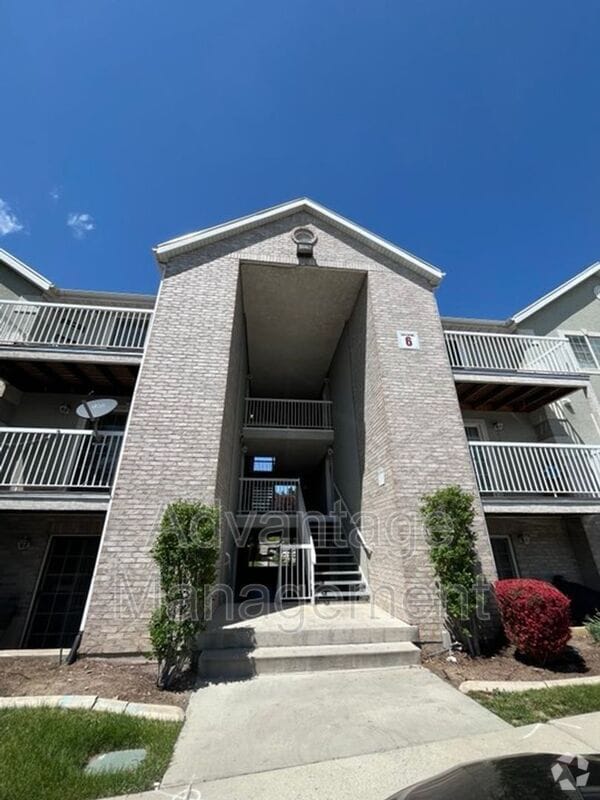 Building Photo - 1268 W 1480 N St Unit 3 Rental