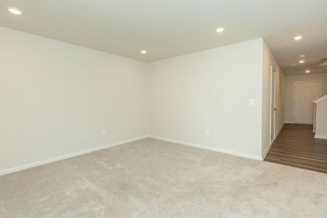 Photo - 3 Bed, 2 Full/2 Half Bath, Well Maintained...