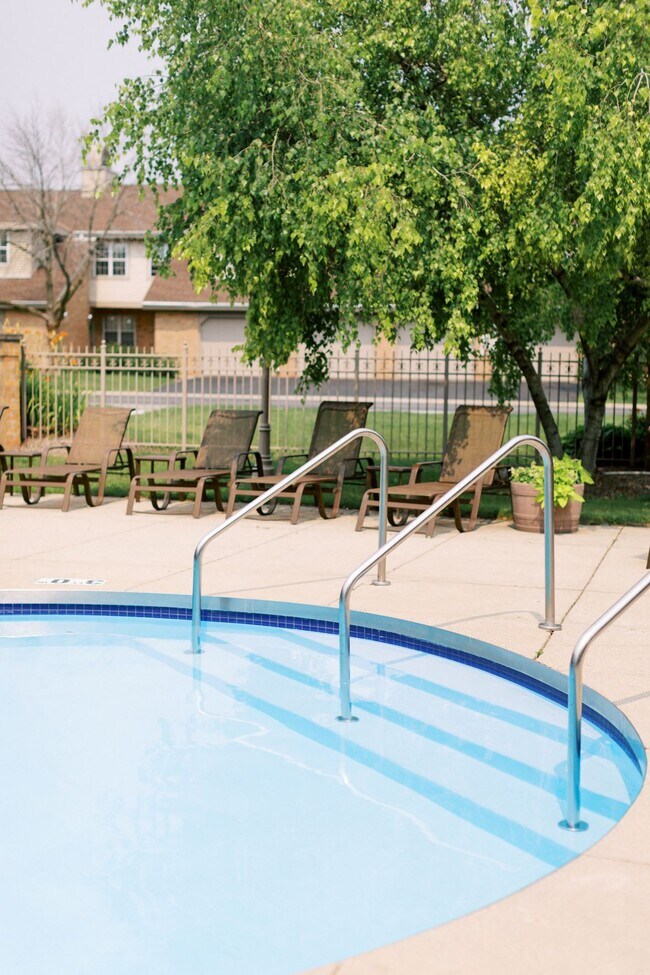 Deer Run Apartments Milwaukee, WI