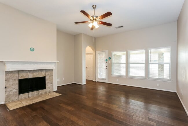 Photo - 1401 Oregon St