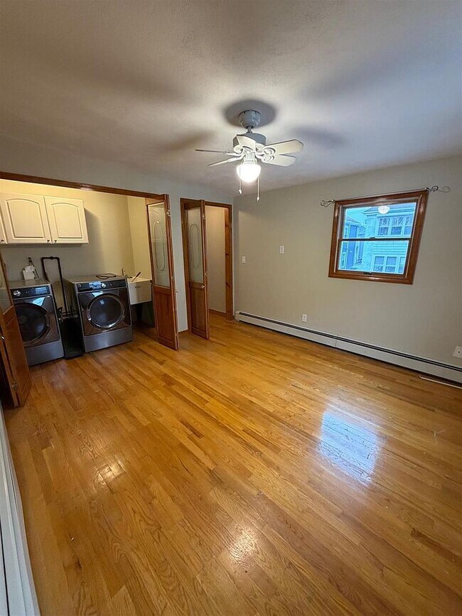 Photo - 33 Lafayette St Unit 2