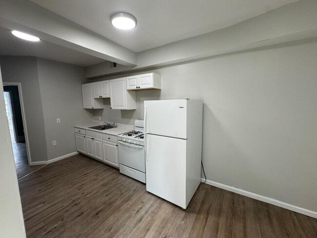 Photo - 35 Benkard Ave