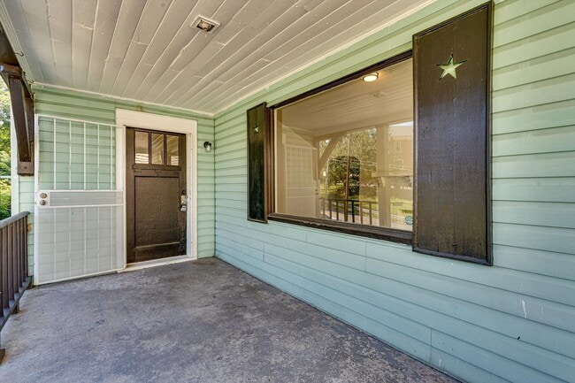 Photo - 2/ 1 Home for Rent!