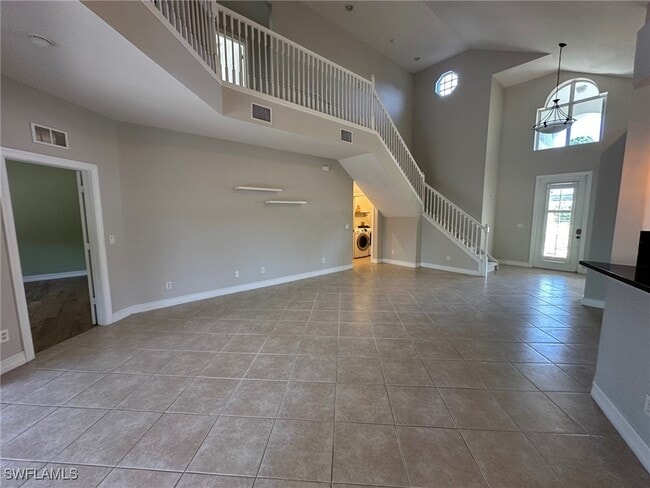 Building Photo - 9932 Alabama St Rental