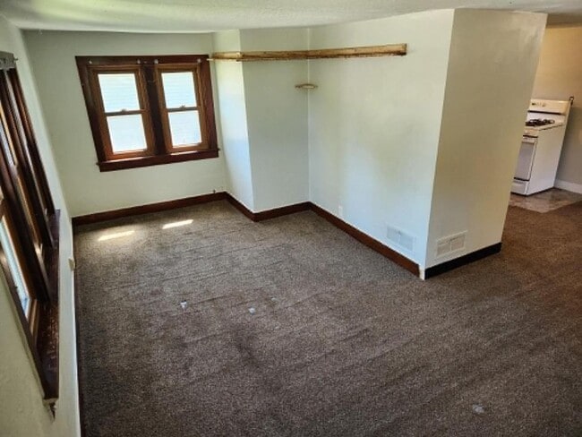 Photo - 7727 W Beachwood Ave