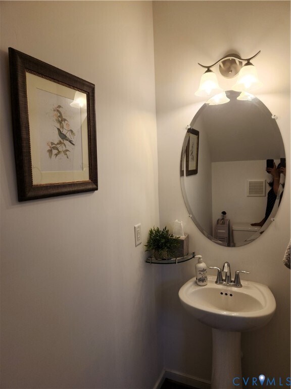 Photo - 9460 Seayfield Ln