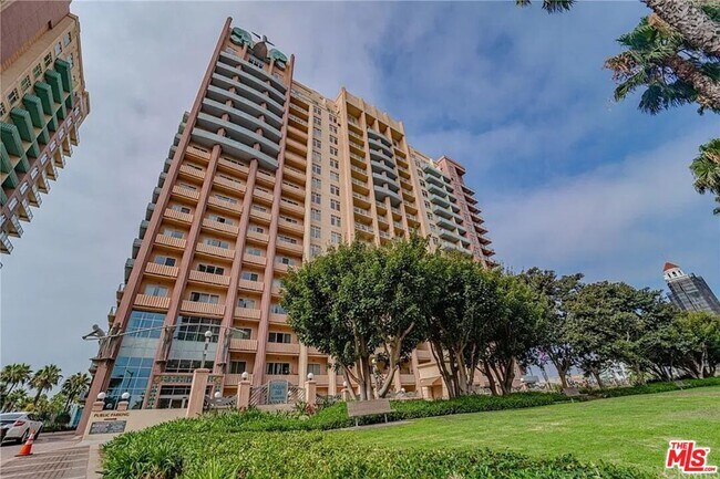 Building Photo - 388 E Ocean Blvd Unit 1512 Rental