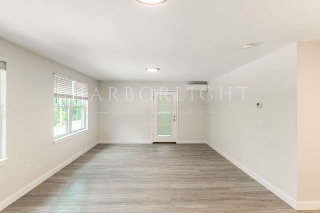 Photo - 37 Mill Commons Dr Unidad #227