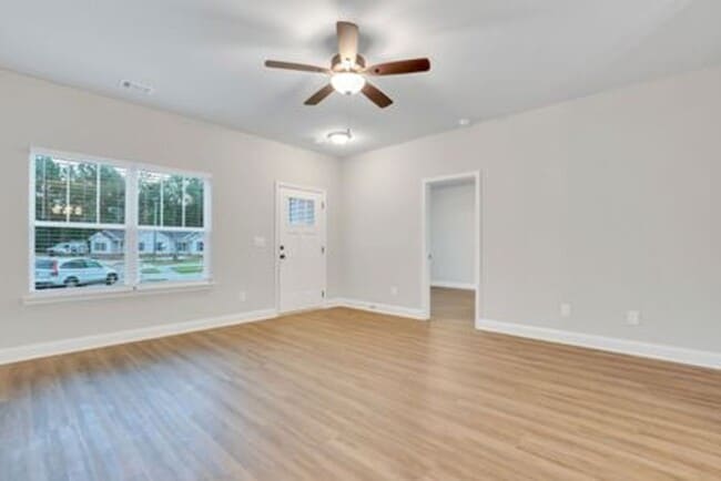 Photo - 120 B Smithfield Dr
