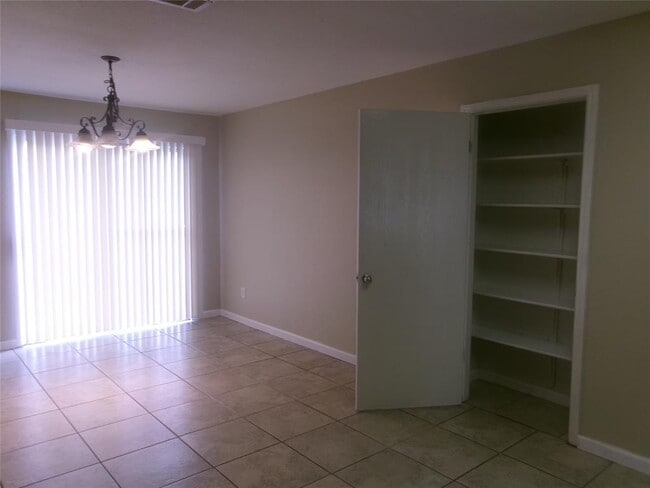 Photo - 17611 Wiseman Dr