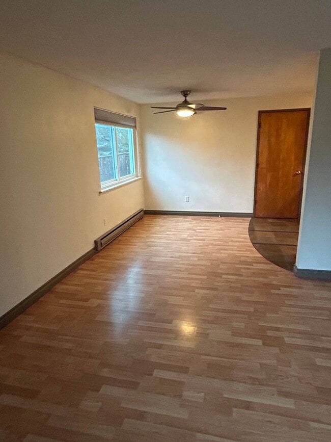 Photo - $500 Off of February!!! 3 Bedroom/2 Bath NW Corvallis Home!