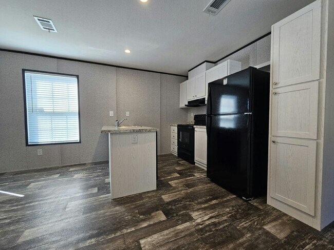 Photo - 1053 Myakka Dr