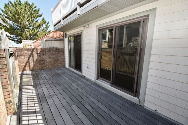 2407 Whaler Ct
