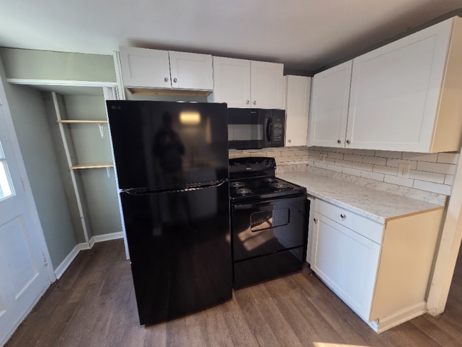 Photo - 2422-2424-2424 Tinnell Ct Unit 2424