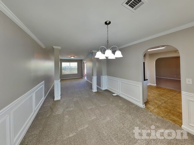 Photo - 684 Emporia Loop