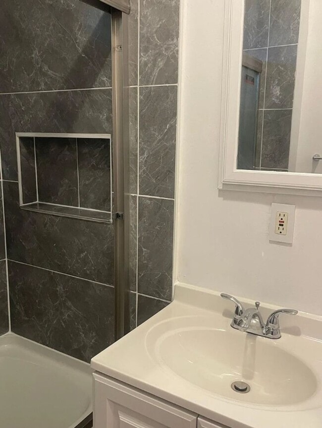 Photo - E1077F Unidad 1118