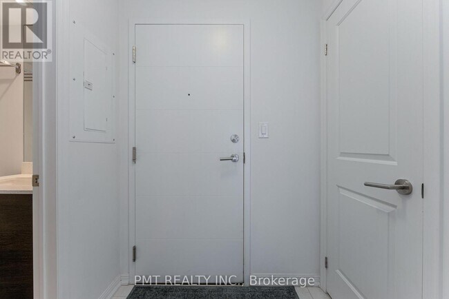 Photo - 400 Adelaide St E Unit 310