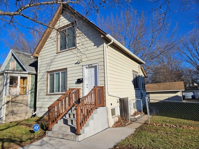Building Photo - 870 Galtier St Rental