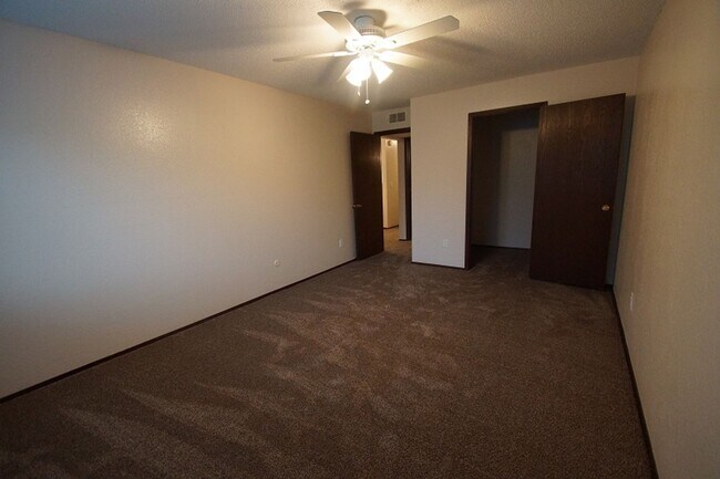 Photo - Charming One-Bedroom with Fountain-View Balcony Unidad 210