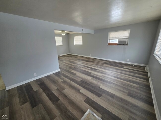 Photo - 10166 Southeastern Ave