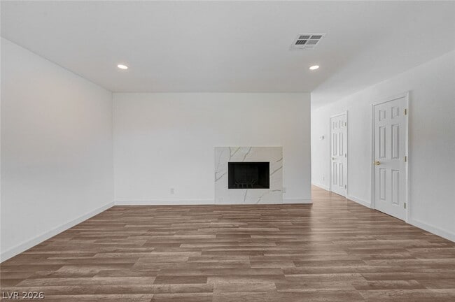 Photo - 571 Greenbriar Townhouse Way