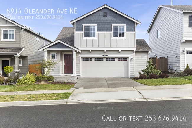 Building Photo - 6914 Oleander Ave NE