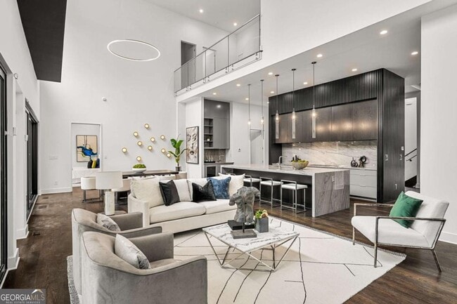 Photo - 19 Spruell Springs Rd