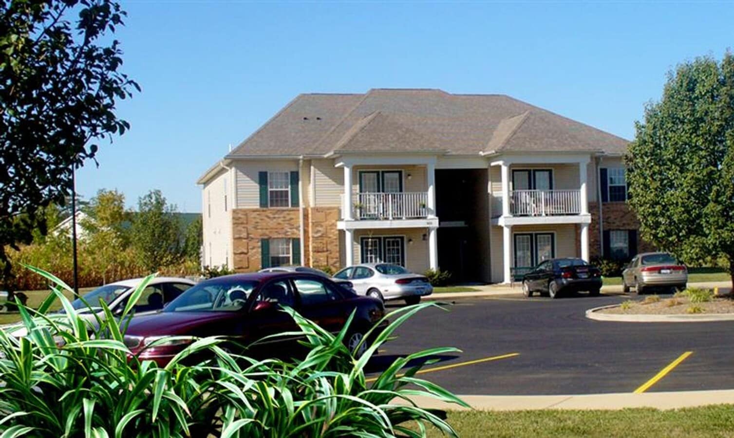 Kingsbury Campus Apartments - Kingsbury Campus Apartments