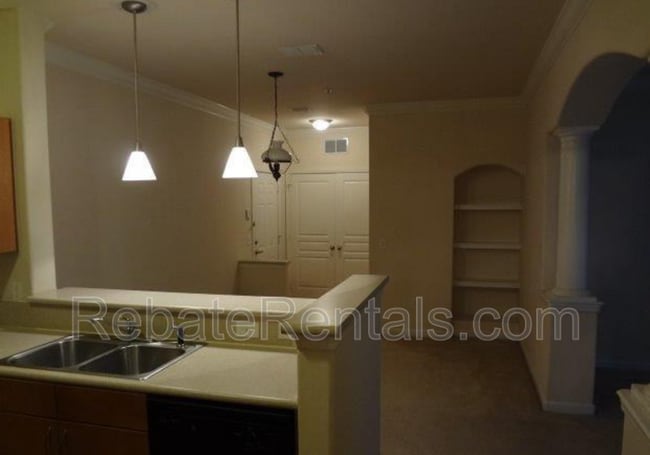 Photo - 8290 Gate Pkwy W Unit 403