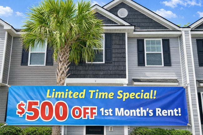 Building Photo - 8 SAW Unit 8 SAW