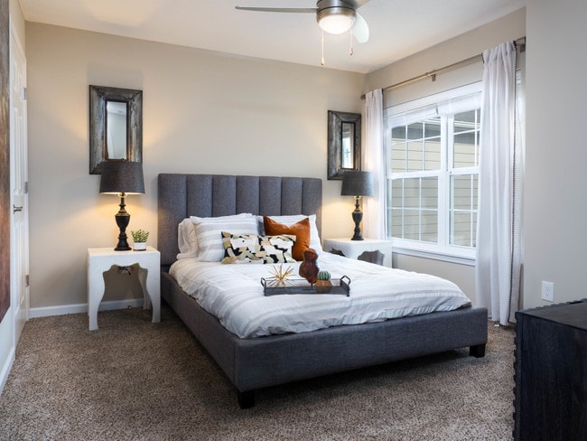 Photo - Redwood Sylvania