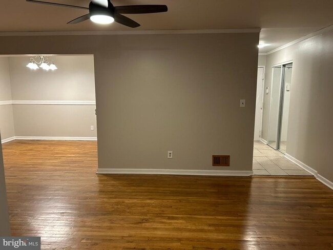 Photo - 1231 Country Mill Dr