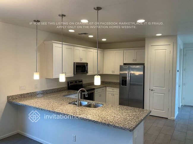 Photo - 16440 S 10th St