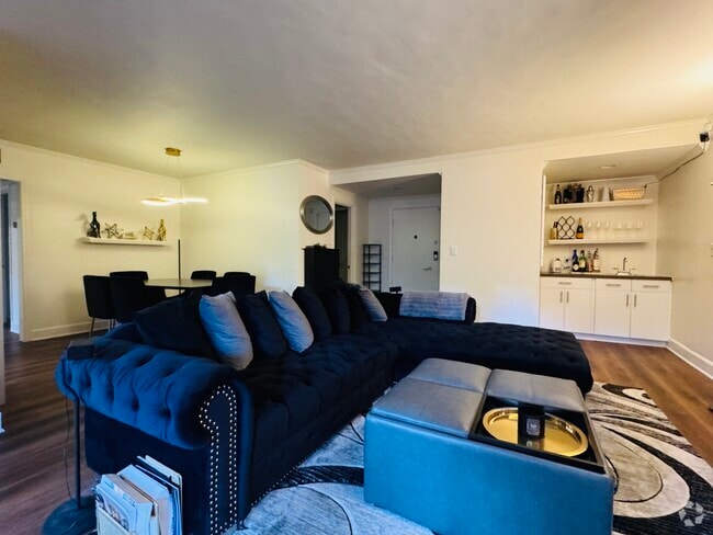 Building Photo - 7560 Hollywood Blvd Unit #101 Rental