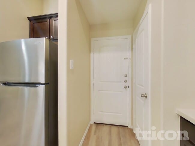 Photo - 2428 Dolostone Dr