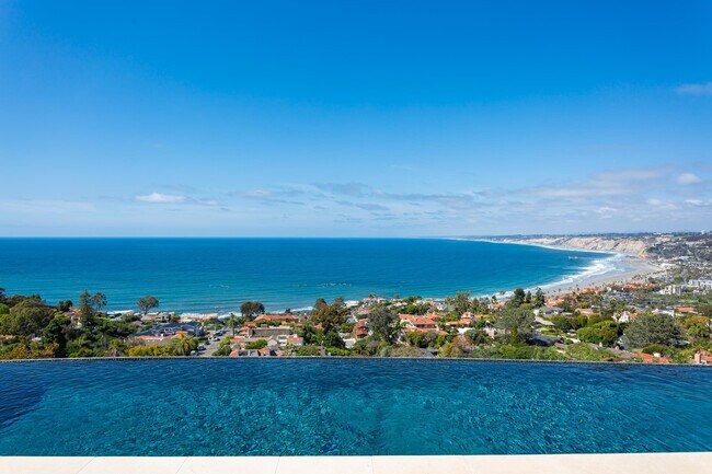 Photo - 1718 Valdes Dr